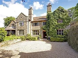 Stone House Hotell 4*