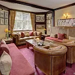 Otel Stone House 4*