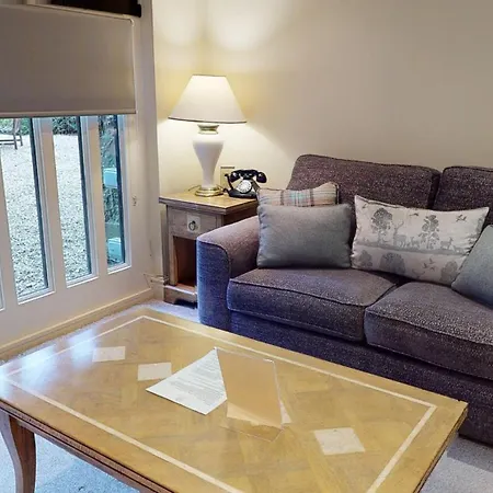 Stone House Hotell 4*