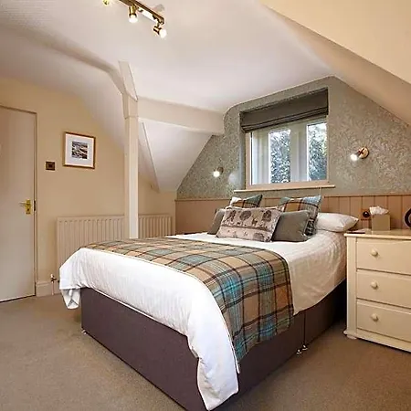 Stone House Hotel 4*