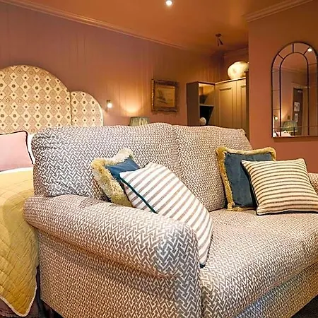 Stone House 4*