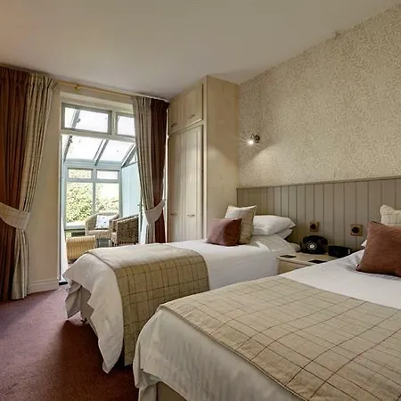 Stone House Hotel