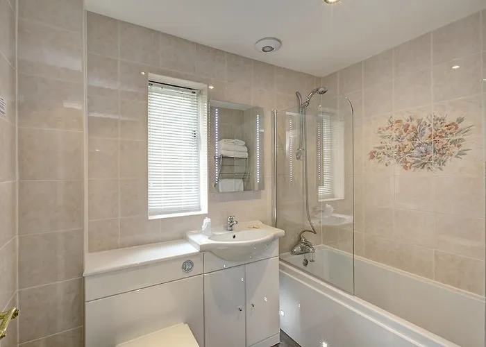 Stone House Hotel 4*